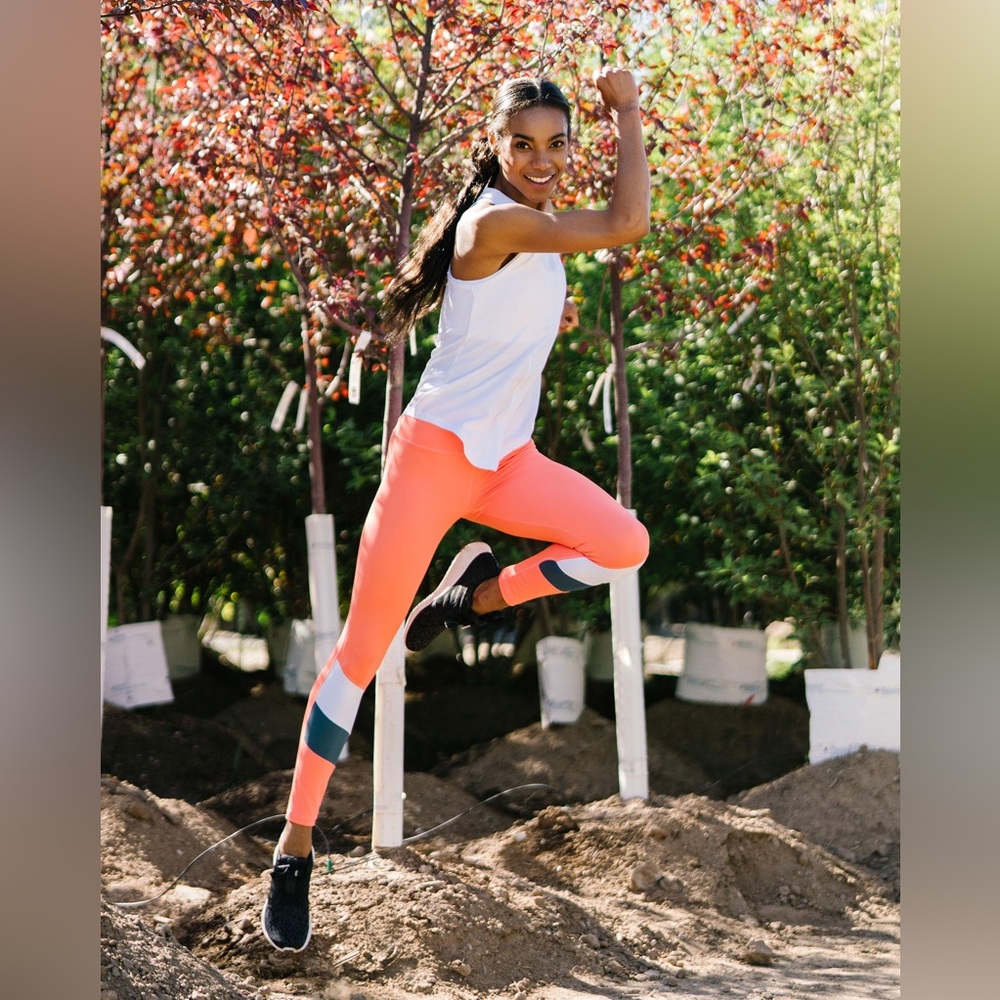 Womens Zyia light n tight legging